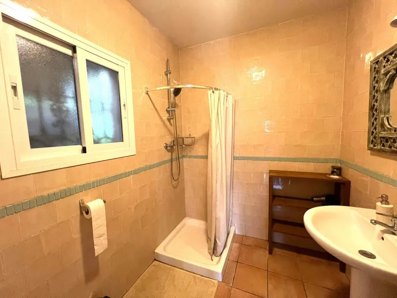 Charming rustic finca situated less than 10 minutes to the centre of Coin,