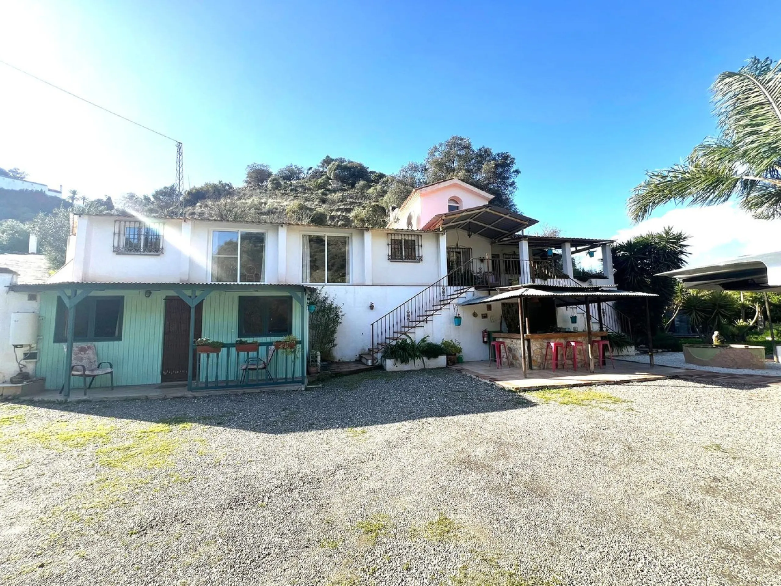 Charming rustic finca situated less than 10 minutes to the centre of Coin,