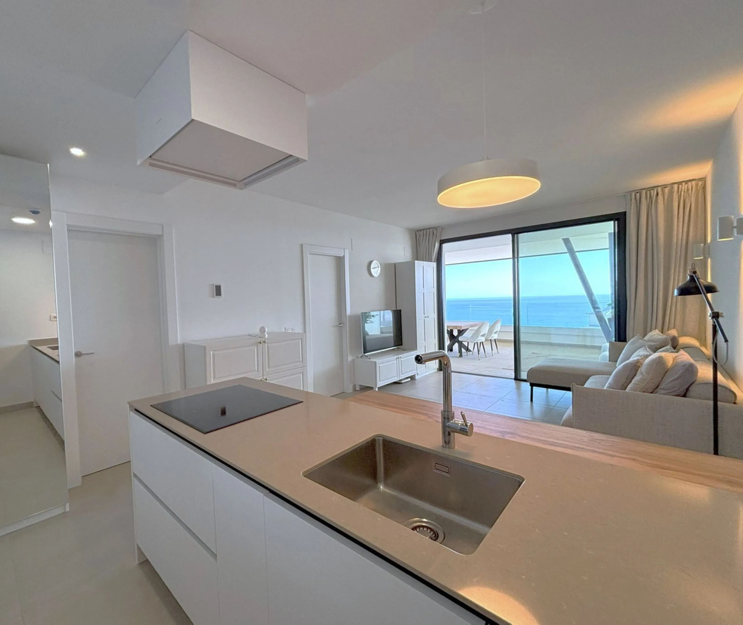 Exclusive Luxury Apartment with Panoramic Sea Views in Reserva del Higuerón, Fuengirola