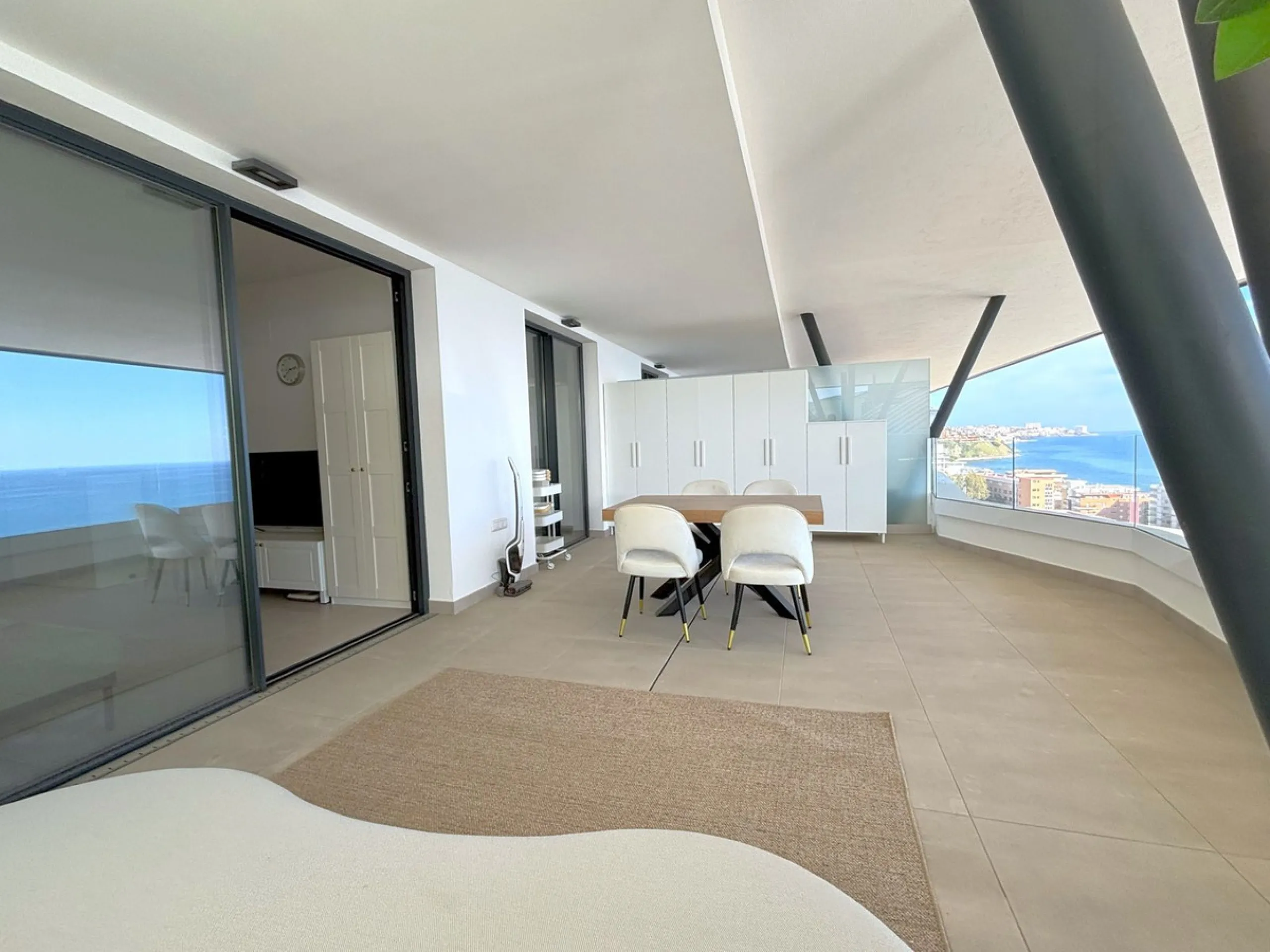 Exclusive Luxury Apartment with Panoramic Sea Views in Reserva del Higuerón, Fuengirola