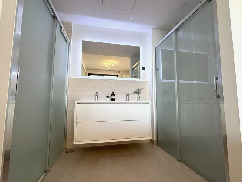Exclusive Luxury Apartment with Panoramic Sea Views in Reserva del Higuerón, Fuengirola