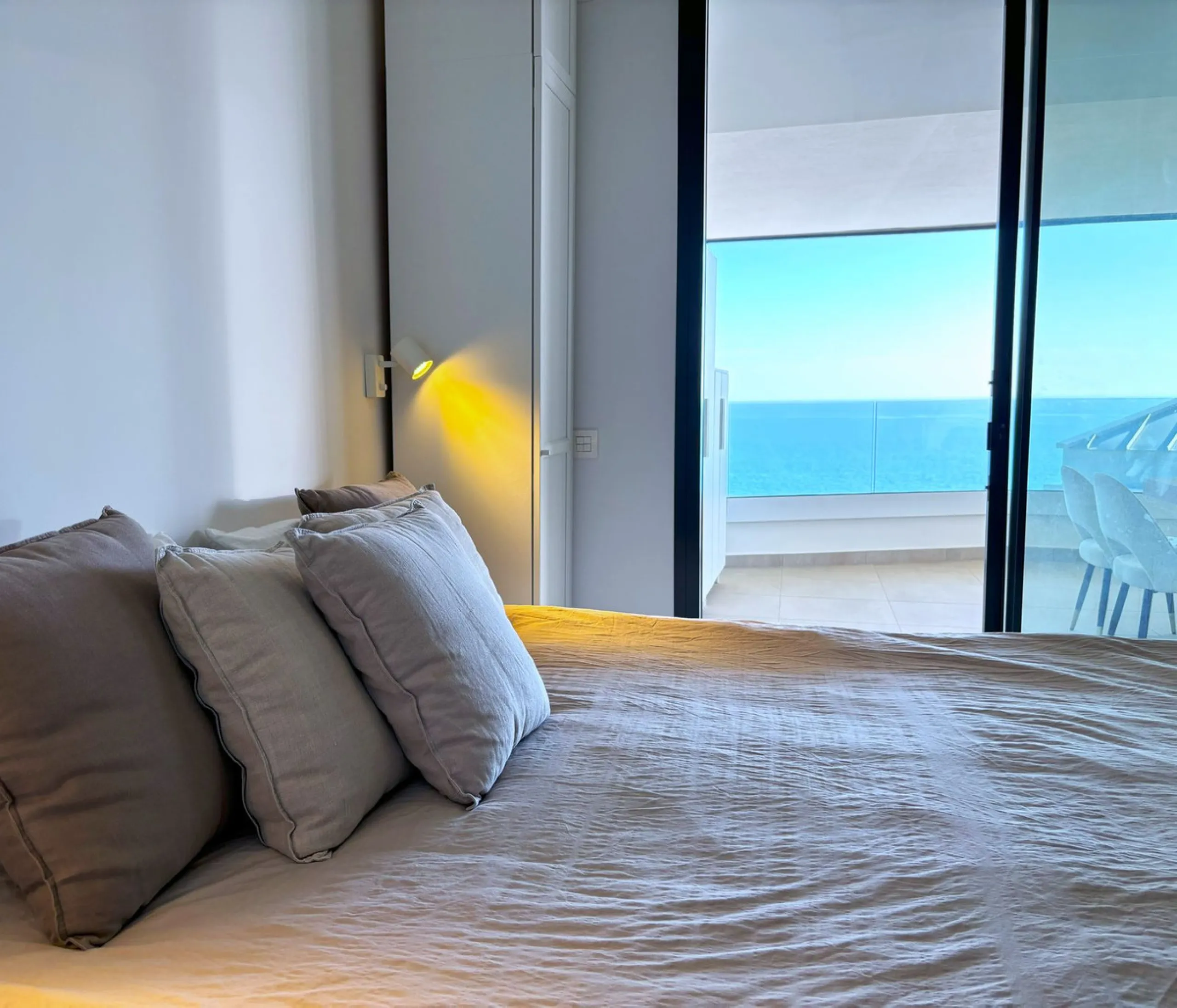 Exclusive Luxury Apartment with Panoramic Sea Views in Reserva del Higuerón, Fuengirola