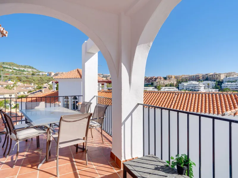 Charming 2 Bedroom Apartment in the Heart of Riviera del Sol
