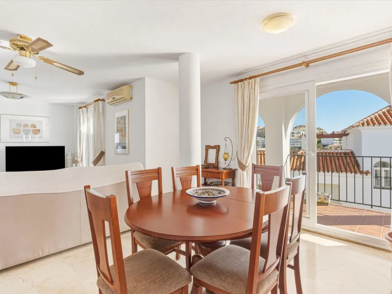 Charming 2 Bedroom Apartment in the Heart of Riviera del Sol