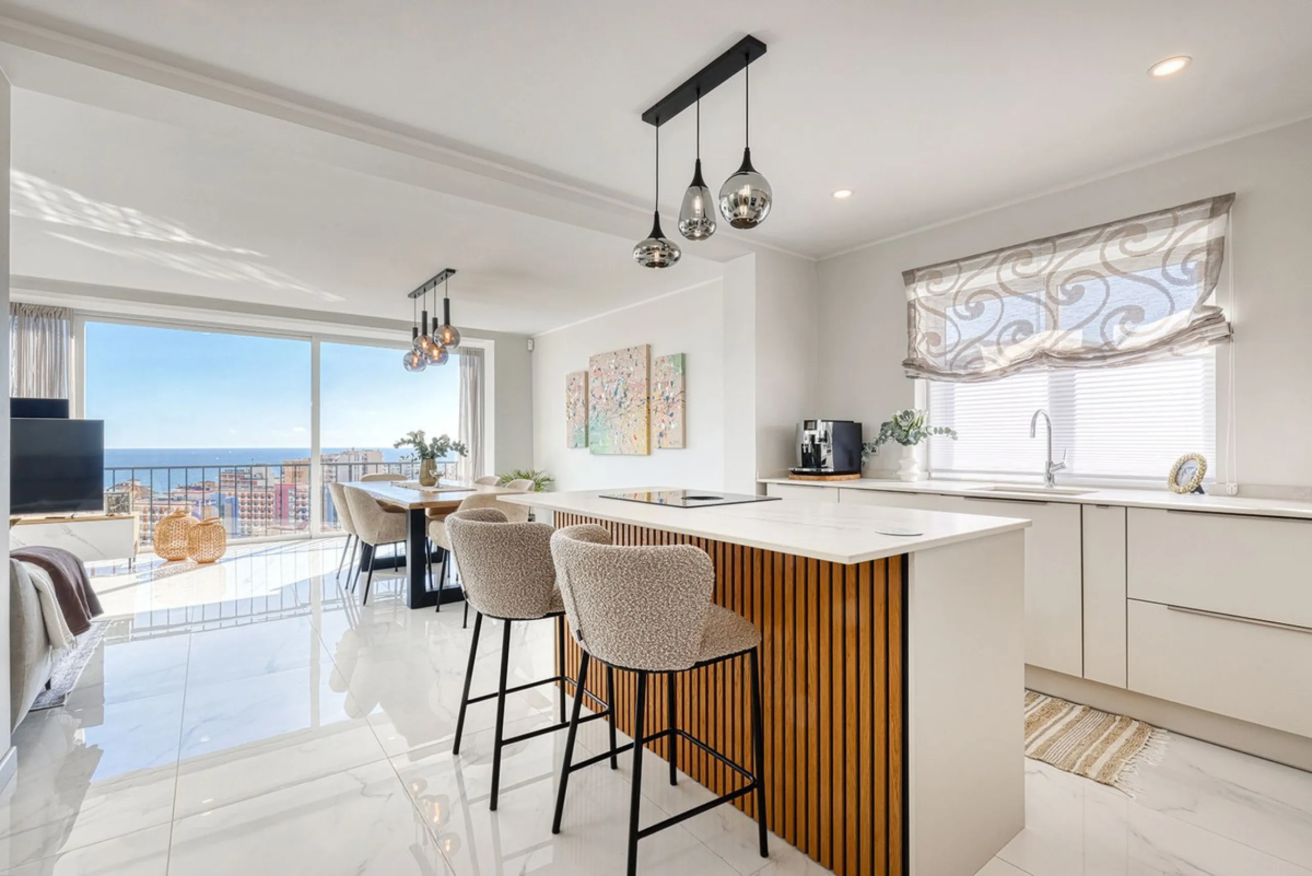 Beautiful fully renovated 3 bedroom villa with panoramic sea views in Torreblanca.