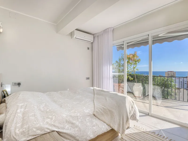 Beautiful fully renovated 3 bedroom villa with panoramic sea views in Torreblanca.