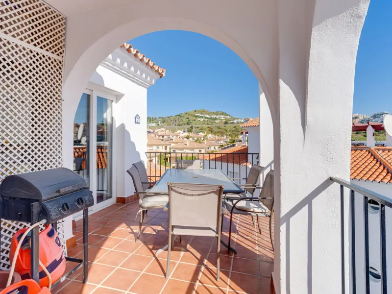 Charming 2 Bedroom Apartment in the Heart of Riviera del Sol