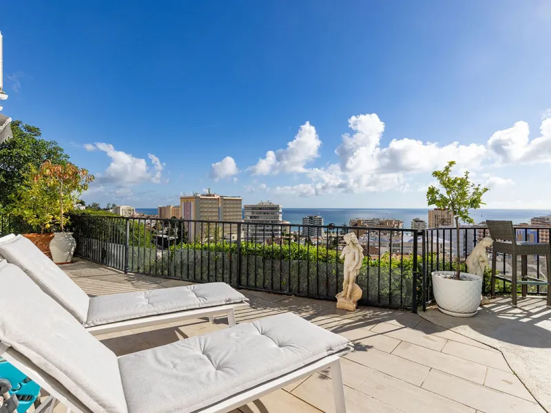 Beautiful fully renovated 3 bedroom villa with panoramic sea views in Torreblanca.