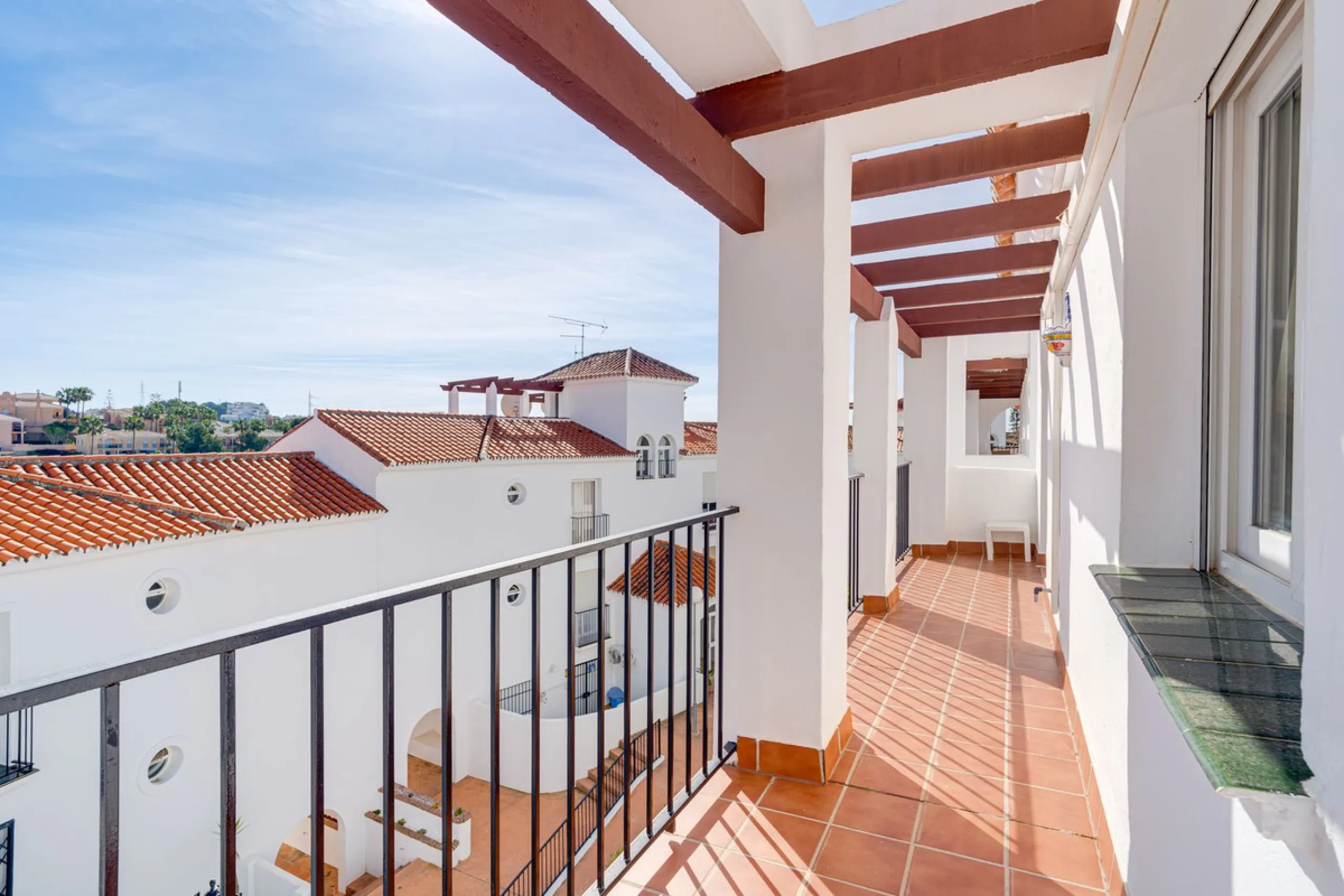 Charming 2 Bedroom Apartment in the Heart of Riviera del Sol