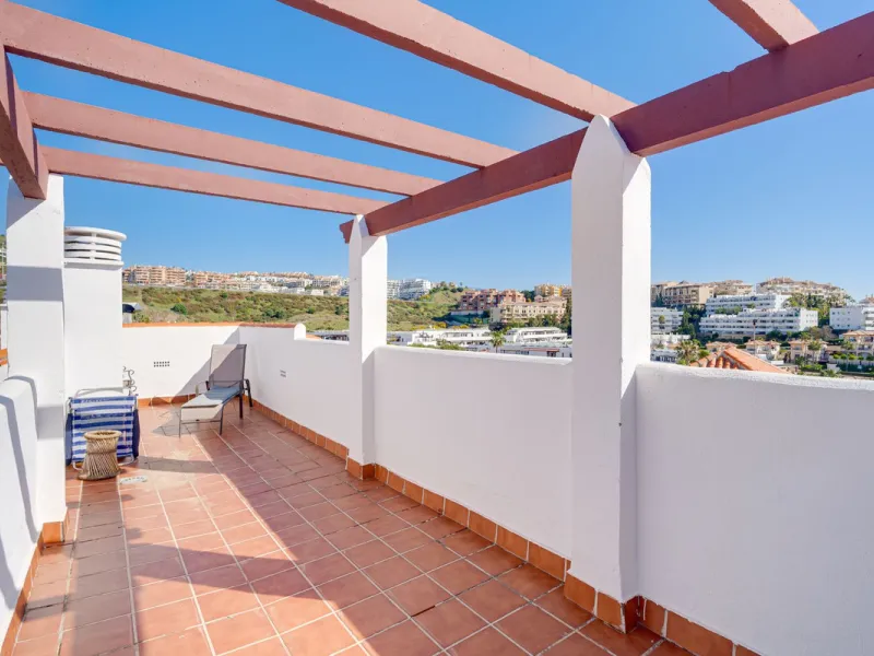 Charming 2 Bedroom Apartment in the Heart of Riviera del Sol