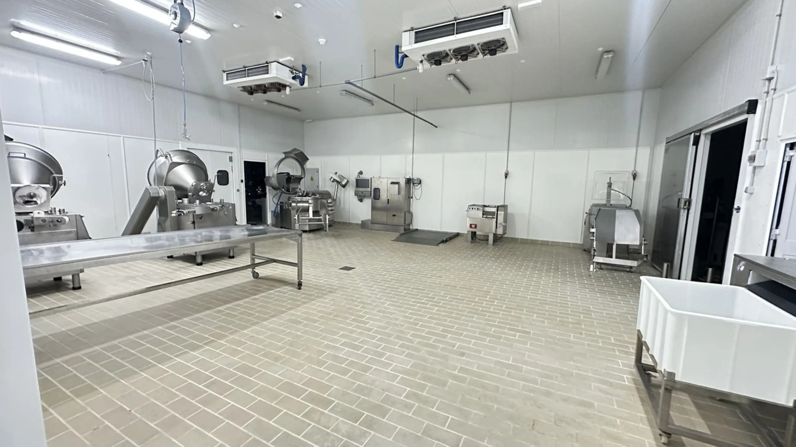 Business, Antequera, Costa del Sol.Built 1253 m².Setting : Commercial Area.Features : WiFi.