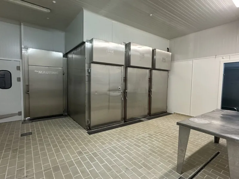 Business, Antequera, Costa del Sol.Built 1253 m².Setting : Commercial Area.Features : WiFi.