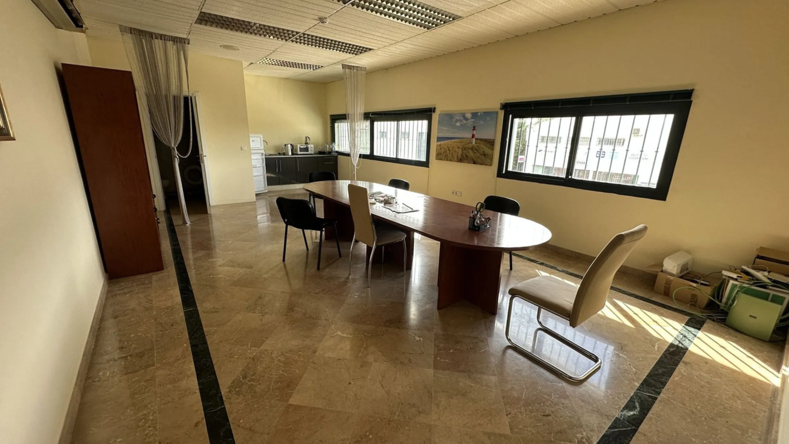 Business, Antequera, Costa del Sol.Built 1253 m².Setting : Commercial Area.Features : WiFi.