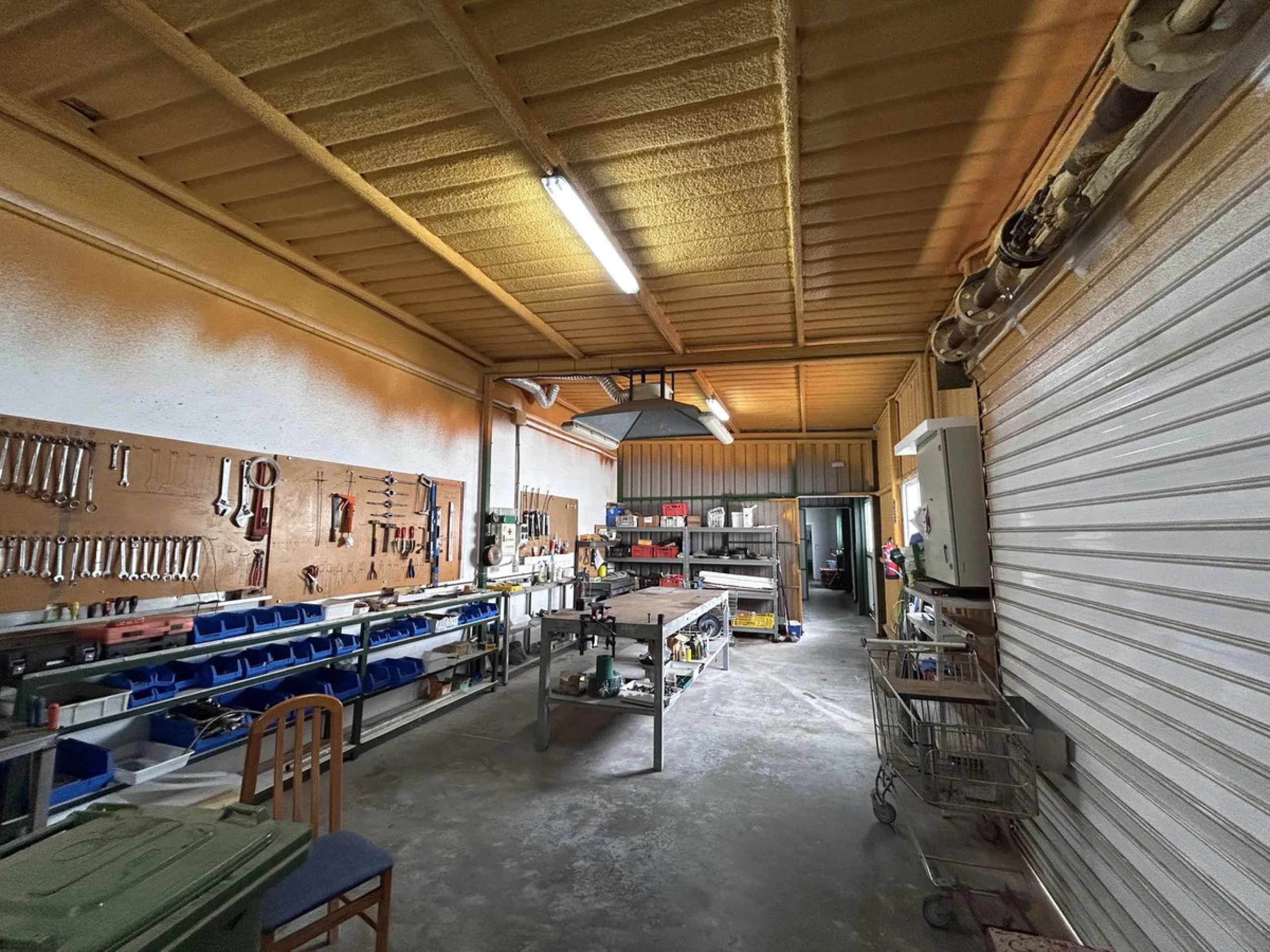 Business, Antequera, Costa del Sol.Built 1253 m².Setting : Commercial Area.Features : WiFi.