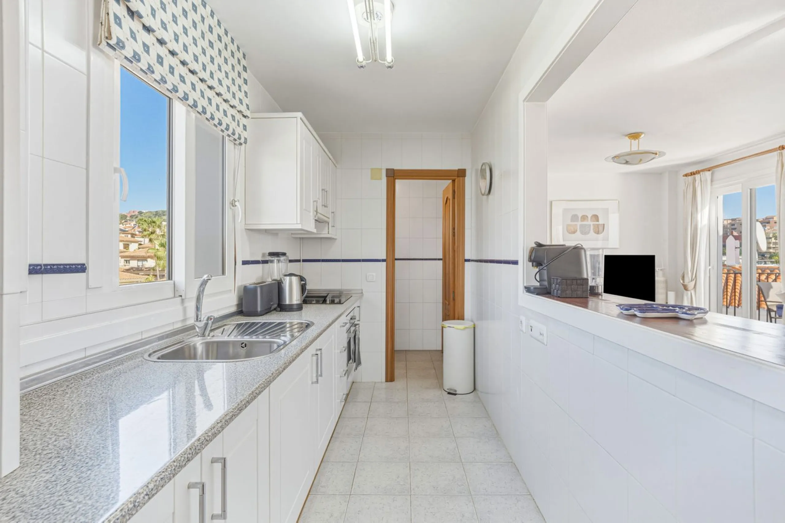 Charming 2 Bedroom Apartment in the Heart of Riviera del Sol