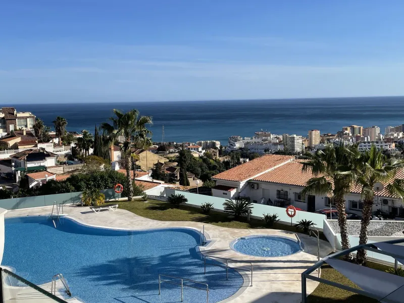 Apartment - Middle Floor Apartment в продаже в Fuengirola, Málaga. В доме 2 спален и 2 ванных комнат. Площадь дома 82 м²