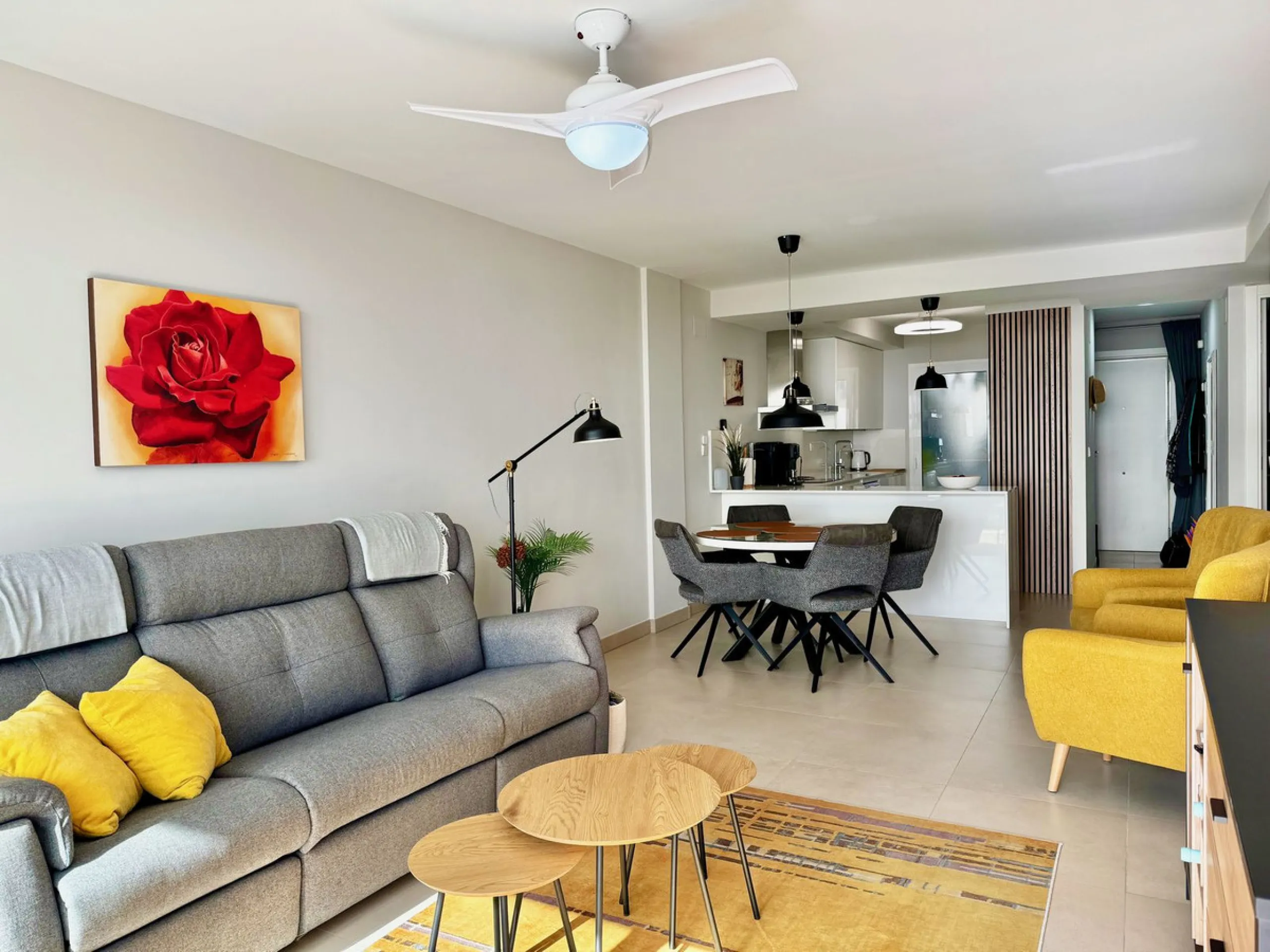 Indoor/outdoor living concept at its best!