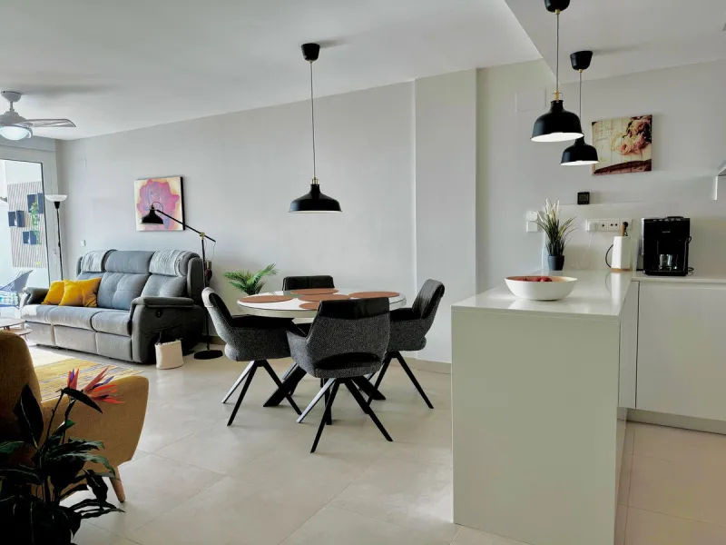 Indoor/outdoor living concept at its best!