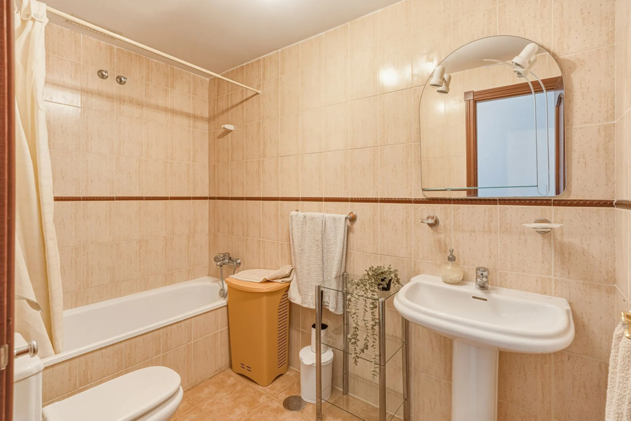 Charming 2 Bedroom Apartment in the Heart of Riviera del Sol
