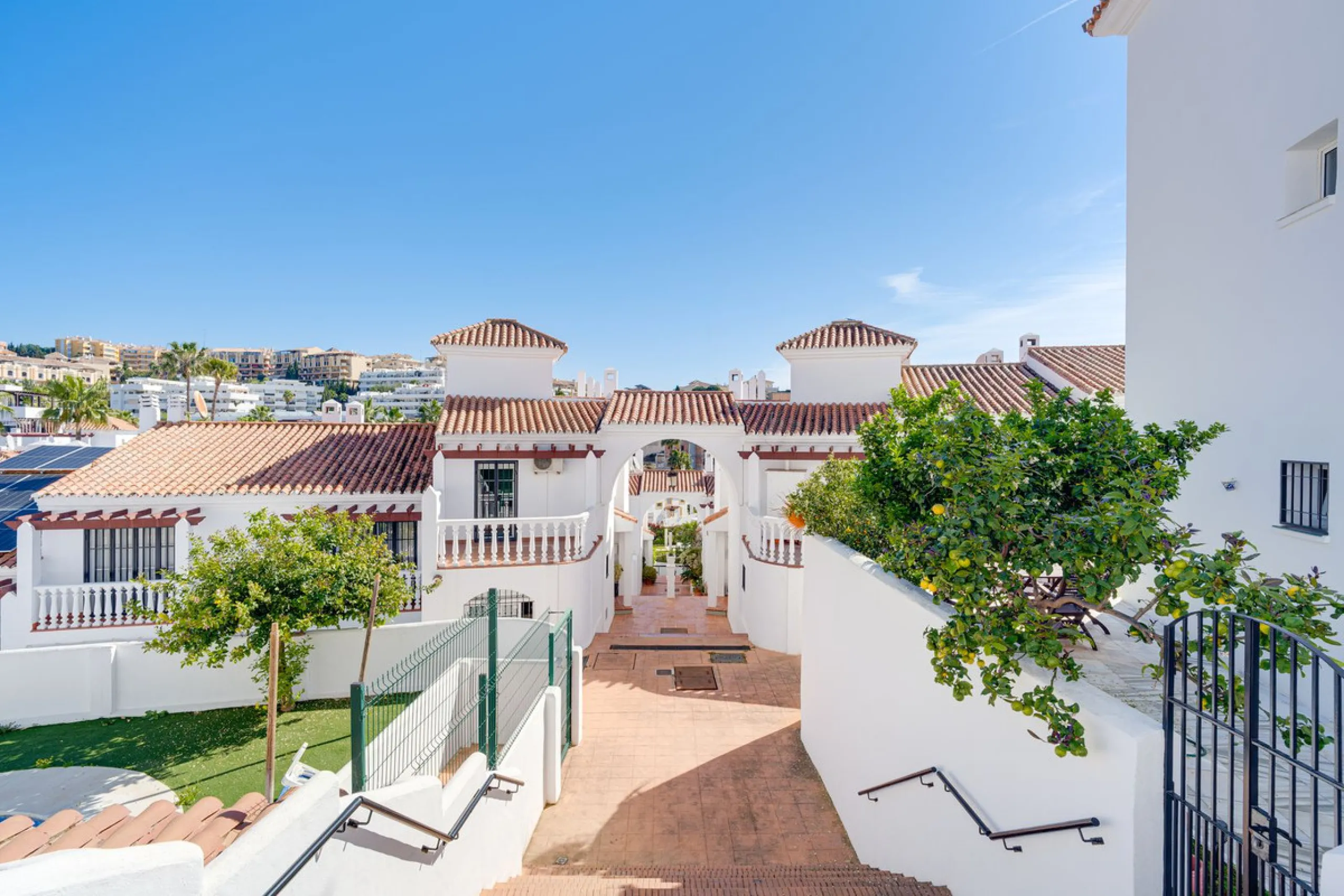 Charming 2 Bedroom Apartment in the Heart of Riviera del Sol