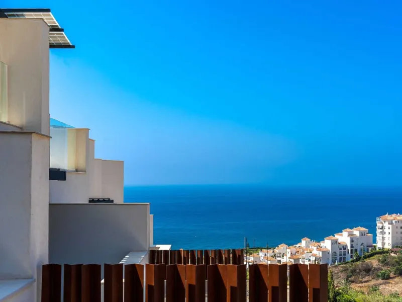 El Mirador is a privately owned 5 star resort on the Costa del Sol, located right on the Mediterranean Sea, just 50km from Malaga. El Mirador is built on a sustainable foundation, where, among other things, electricity and heat are produced sustainably th