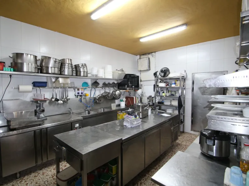 Anyone looking for a long established business with combined living premises MUST see this property.