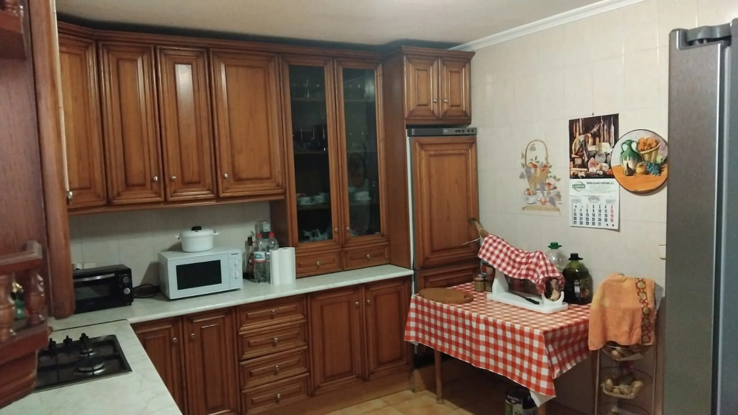 Anyone looking for a long established business with combined living premises MUST see this property.