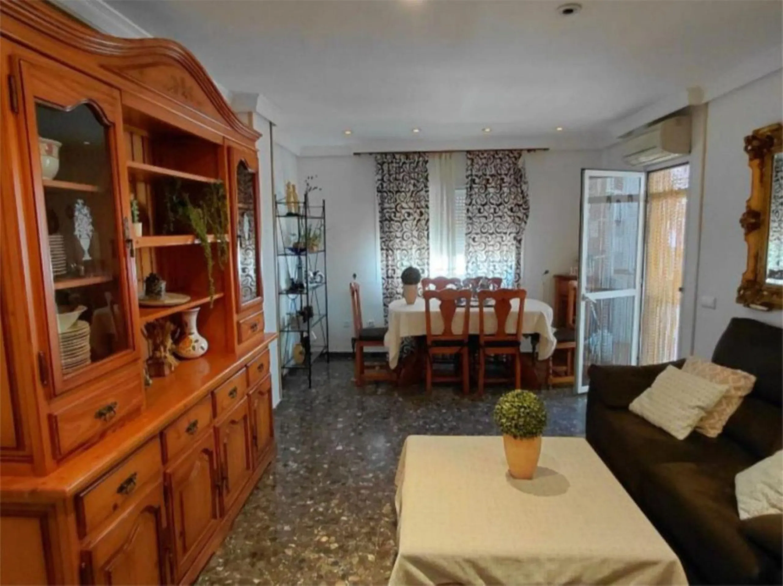 Апартамент средний этаж, Estepona, Costa del Sol