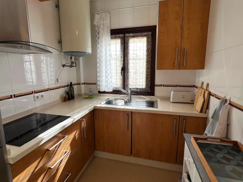 A wonderful 3 bedroom townhouse, situated in the Chimenea area of Nerja, within walking distance to Burriana Beach.