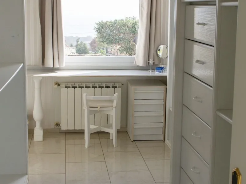 House - Detached Villa в продаже в Marbella, Málaga. В доме 7 спален и 7 ванных комнат. Площадь дома 598 м². Площадь участка 1700 м²
