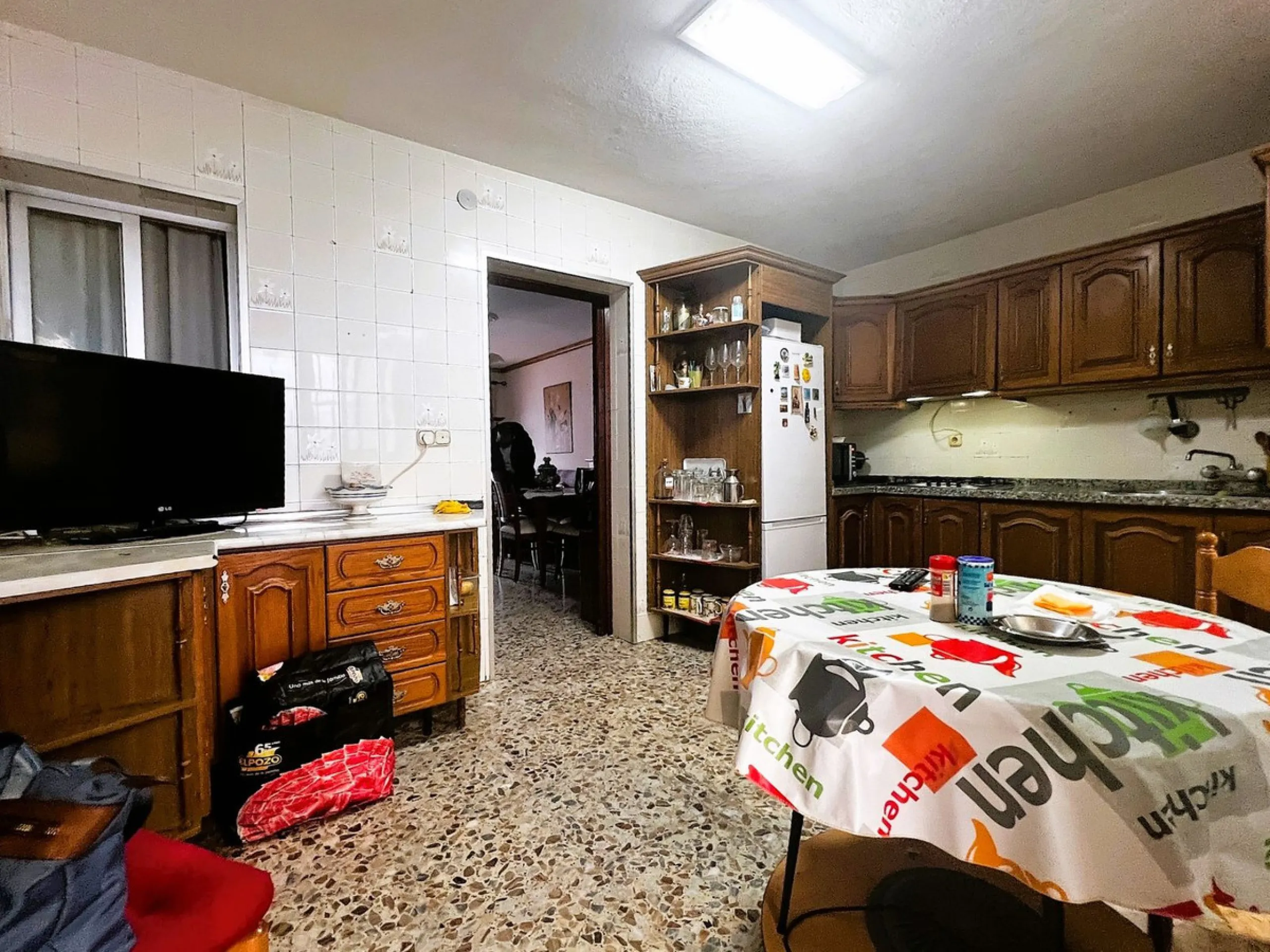 Central House for Sale in the Second Line of Fuengirola's Seafront Promenade