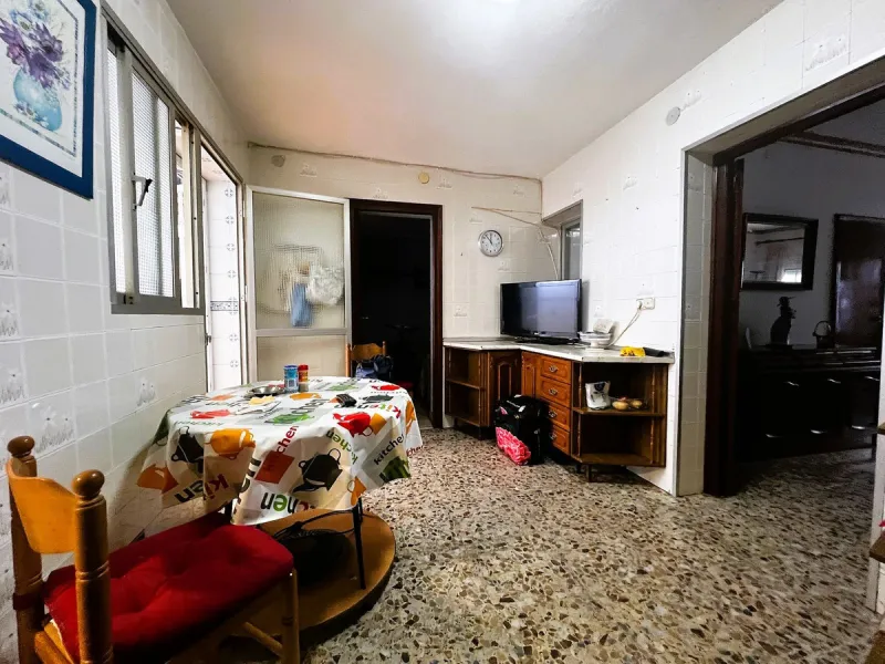 Central House for Sale in the Second Line of Fuengirola's Seafront Promenade