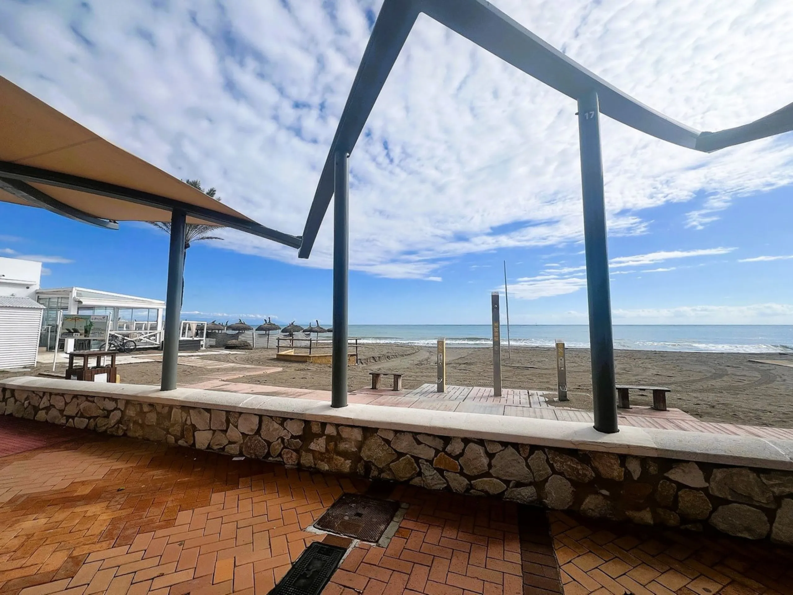 Central House for Sale in the Second Line of Fuengirola's Seafront Promenade
