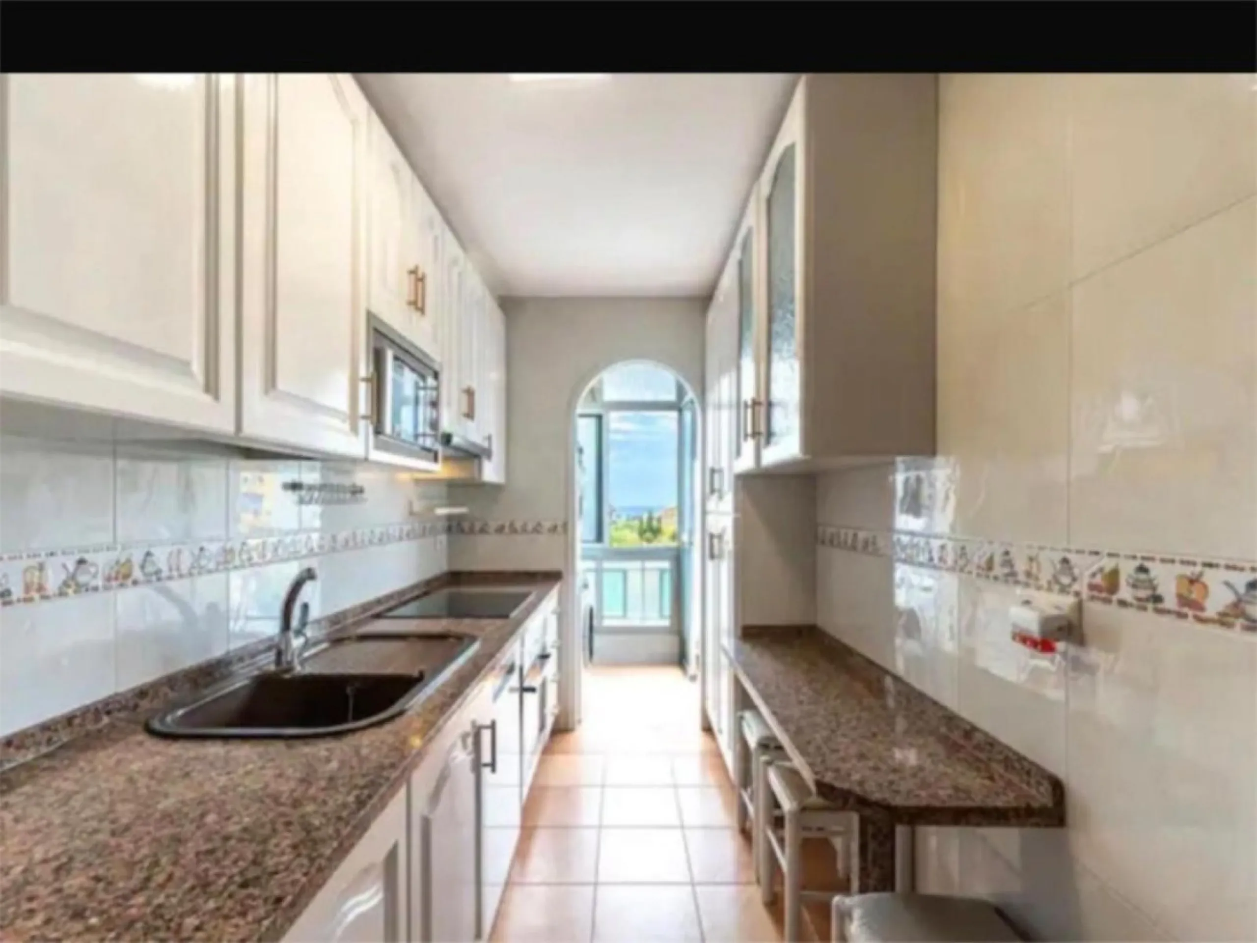 Middle Floor Apartment, San Pedro de Alcántara, Costa del Sol.