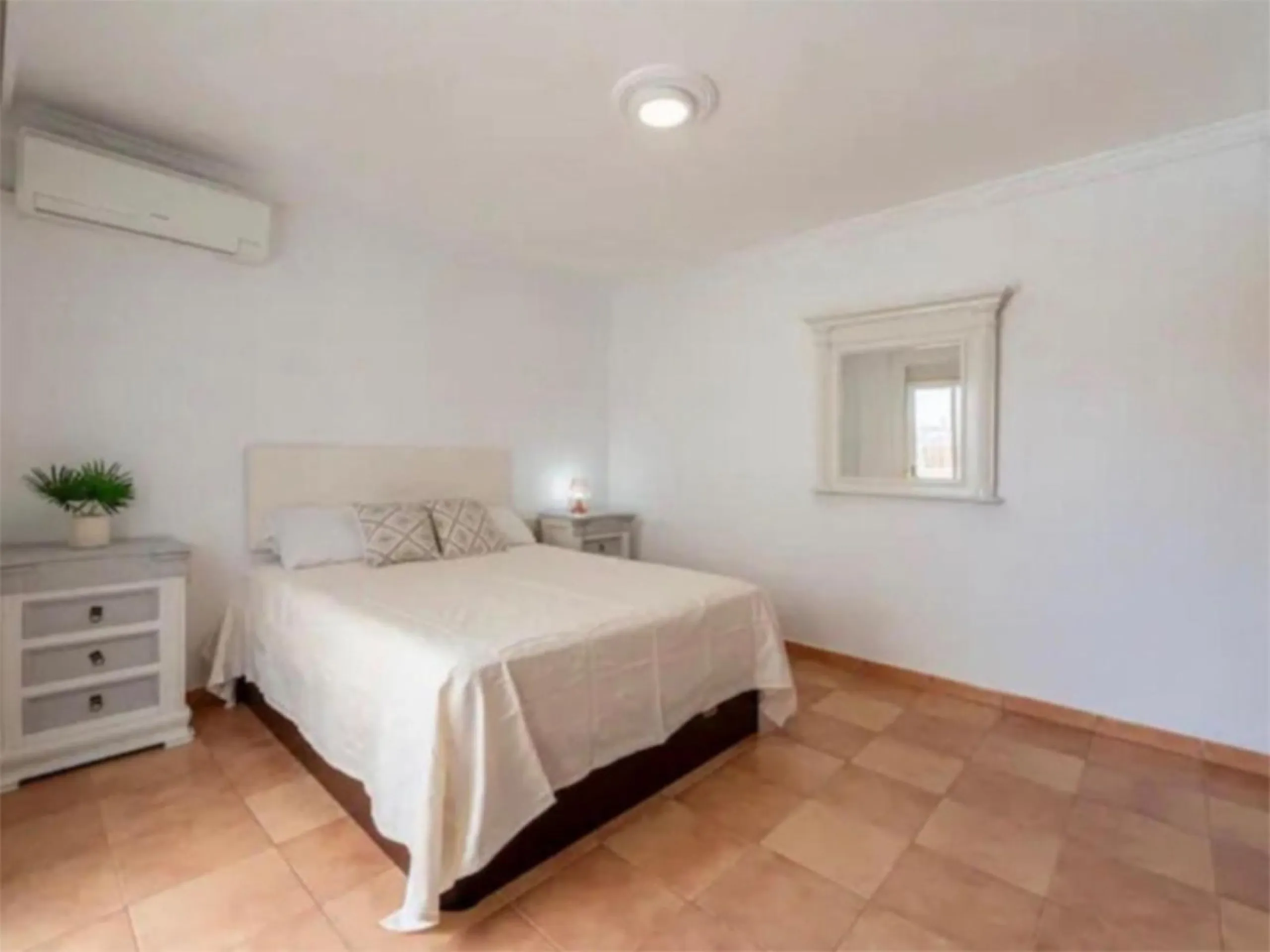 Middle Floor Apartment, San Pedro de Alcántara, Costa del Sol.
