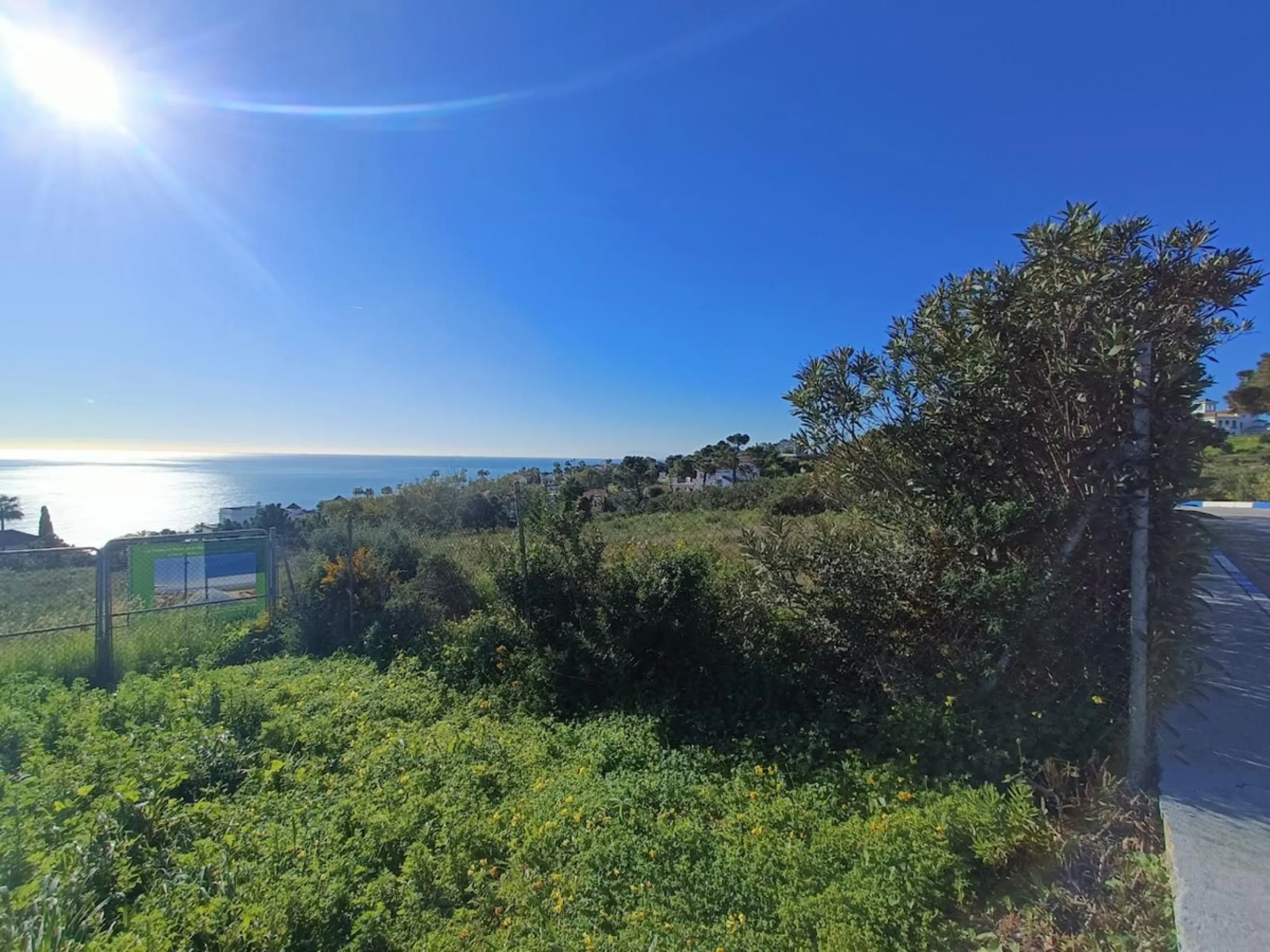 Plot - Residential Plot в продаже в Manilva, Málaga. Площадь участка 5834 м²