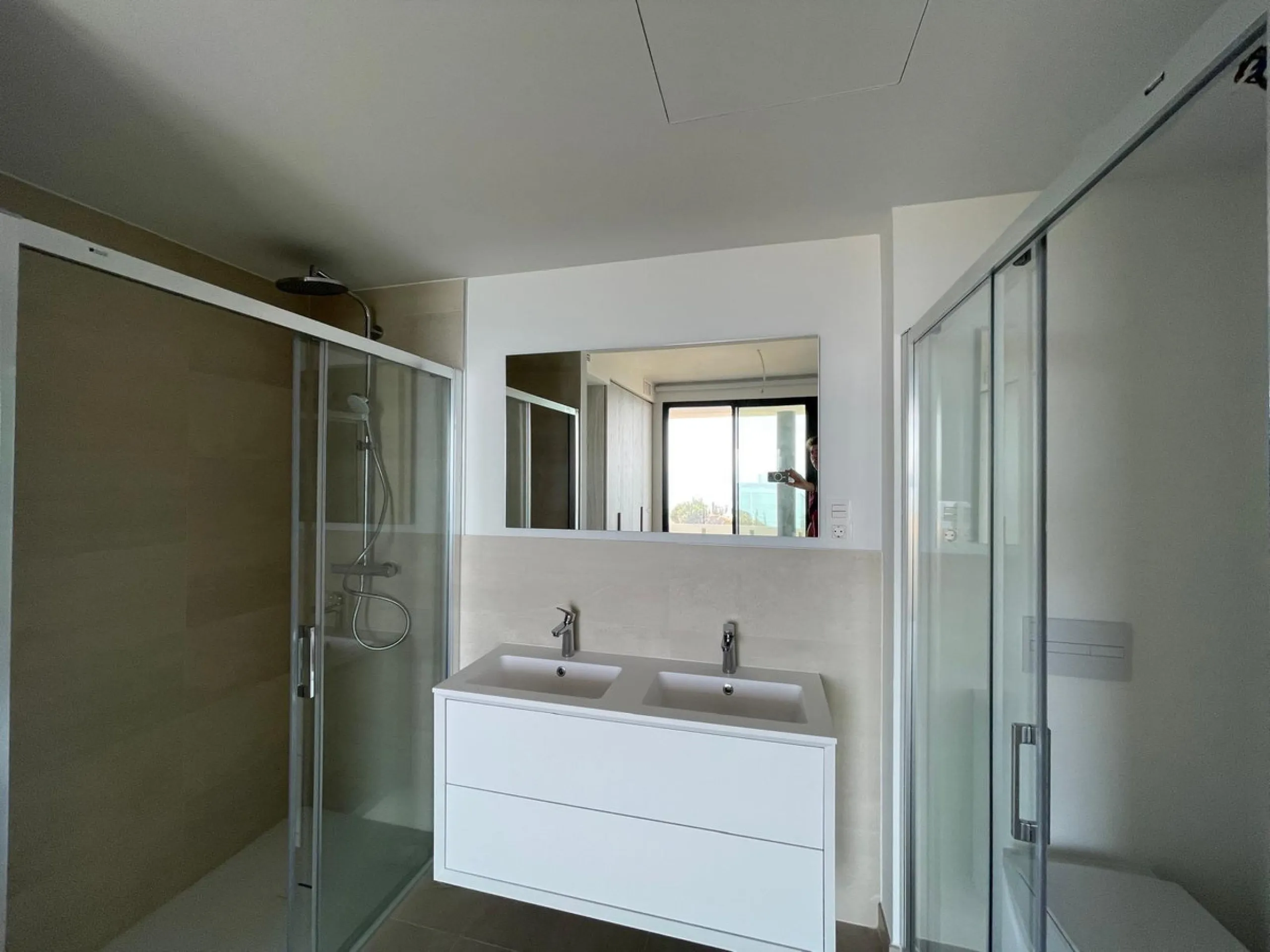 Apartment - Middle Floor Apartment в продаже в Fuengirola, Málaga. В доме 2 спален и 2 ванных комнат. Площадь дома 93 м²