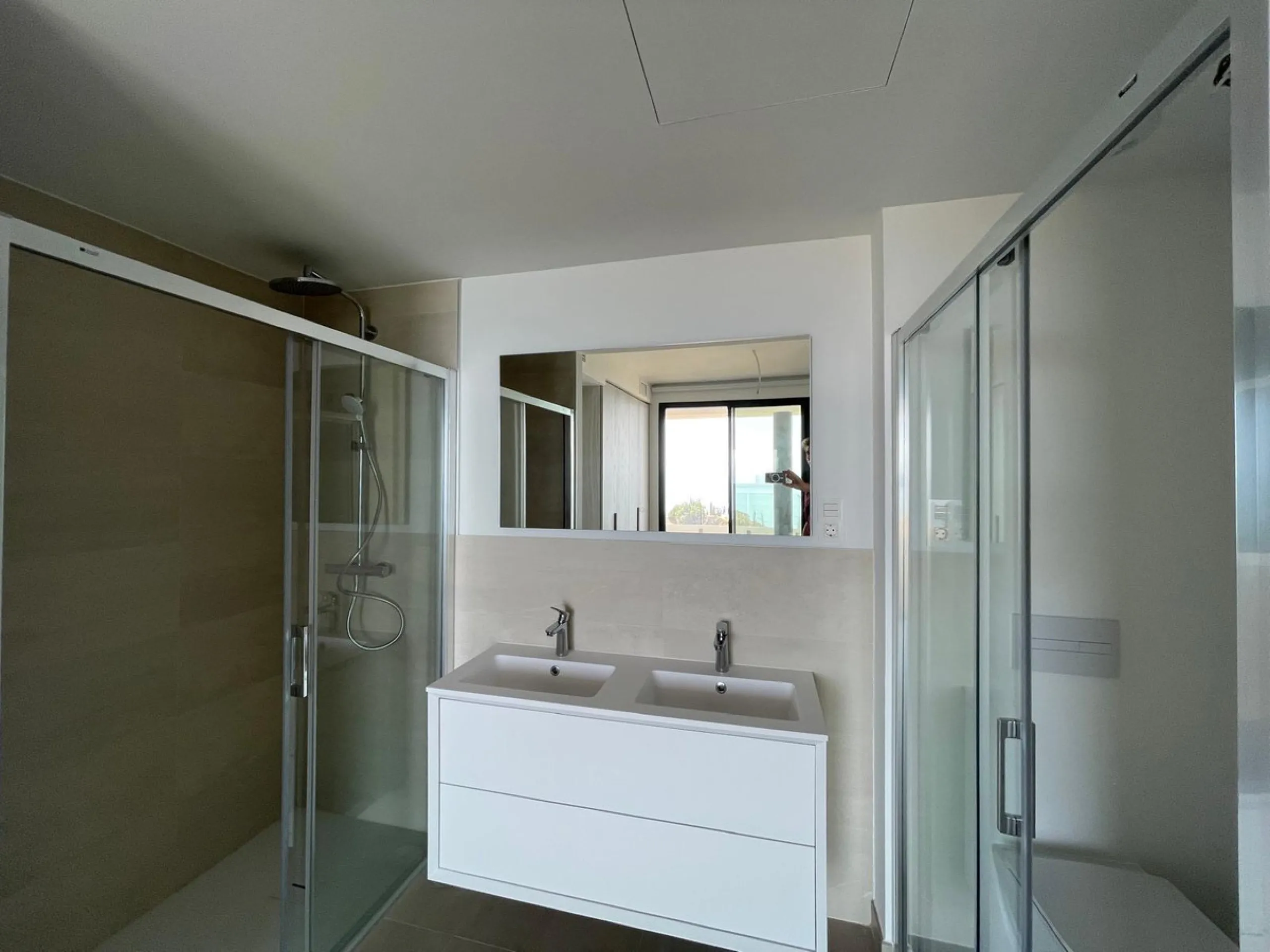 Apartment - Middle Floor Apartment в продаже в Fuengirola, Málaga. В доме 2 спален и 2 ванных комнат. Площадь дома 93 м²