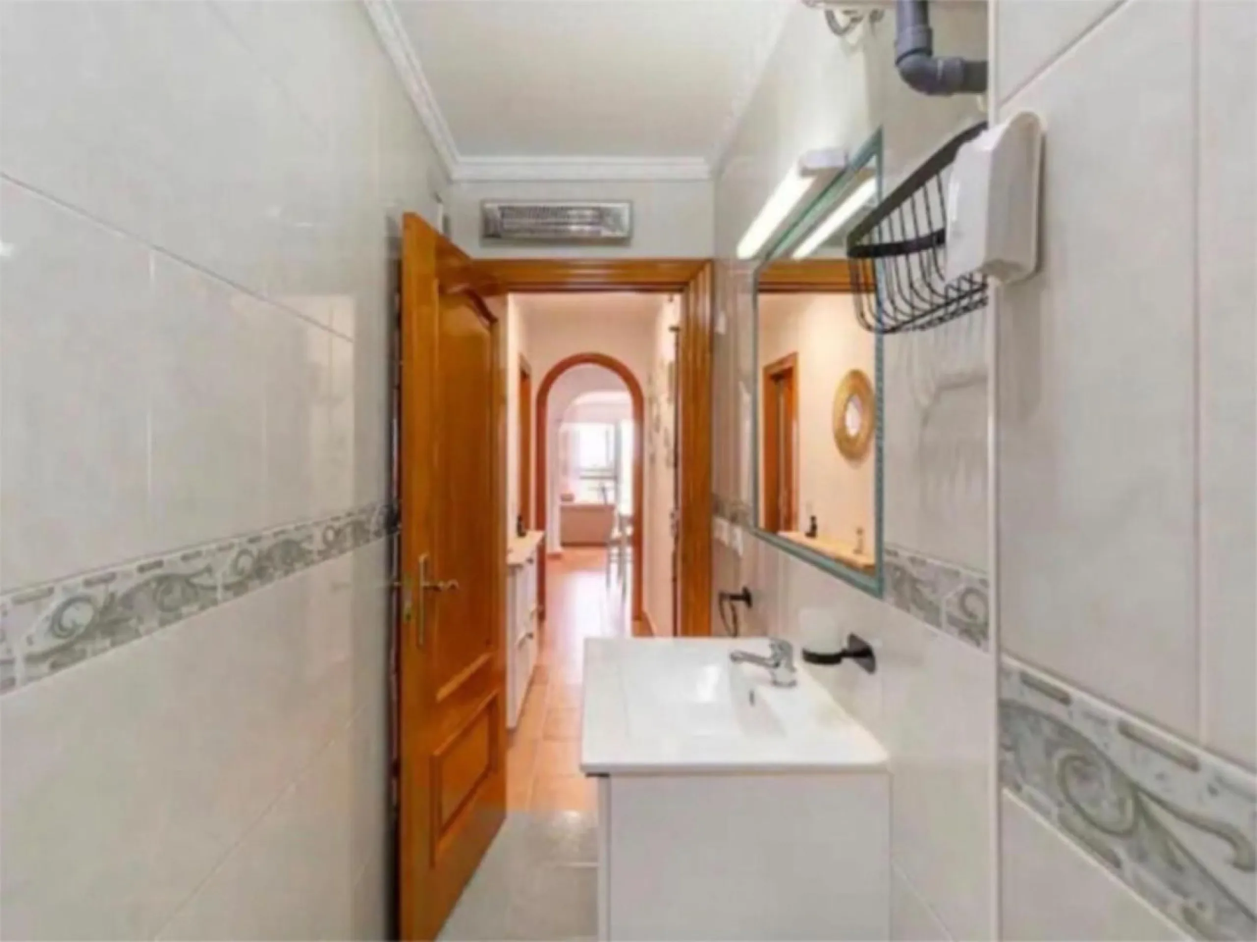 Middle Floor Apartment, San Pedro de Alcántara, Costa del Sol.