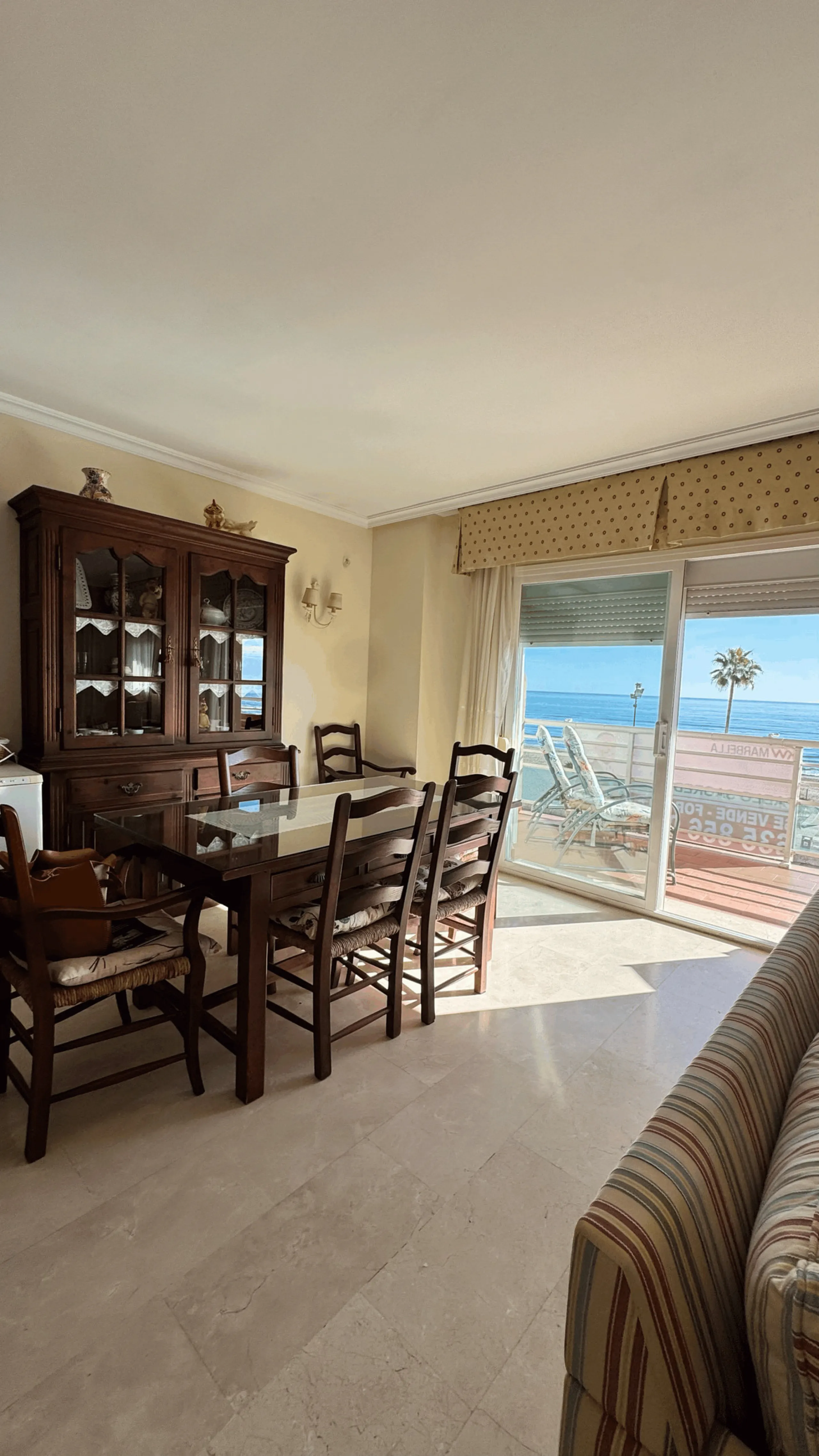 Apartment - Middle Floor Apartment в продаже в Fuengirola, Málaga. В доме 3 спален и 2 ванных комнат. Площадь дома 117 м²