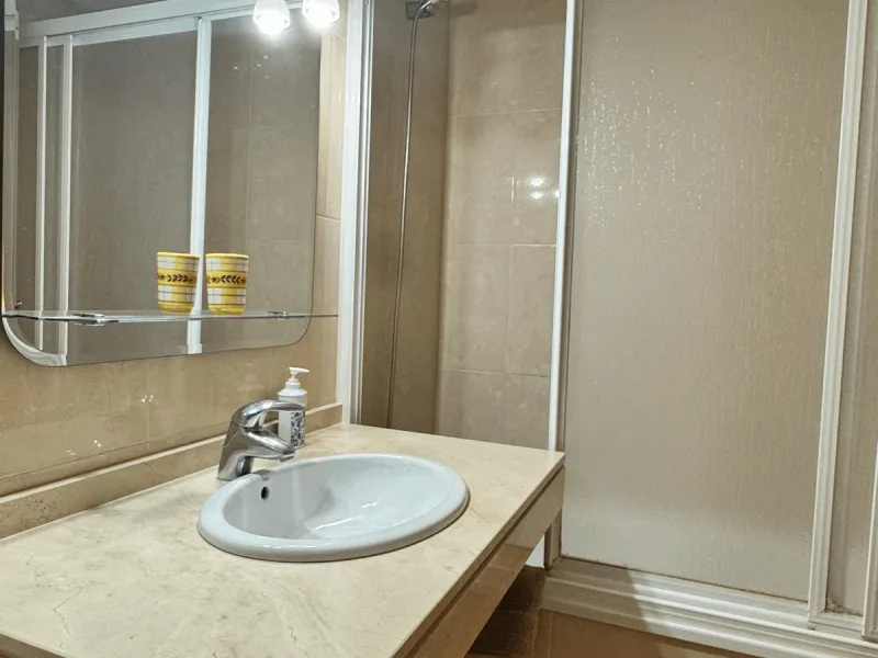 Apartment - Middle Floor Apartment в продаже в Fuengirola, Málaga. В доме 3 спален и 2 ванных комнат. Площадь дома 117 м²