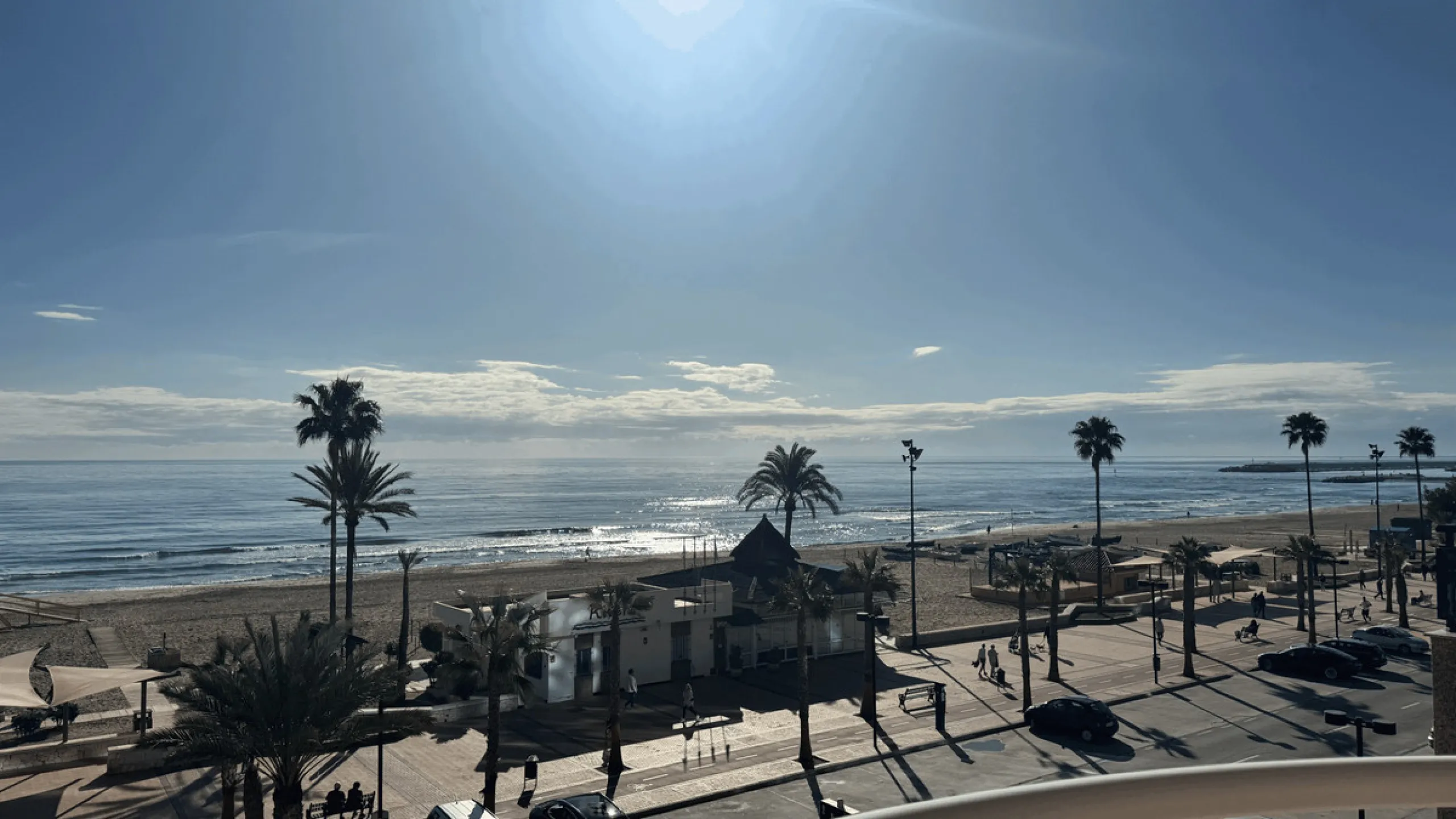 Apartment - Middle Floor Apartment в продаже в Fuengirola, Málaga. В доме 3 спален и 2 ванных комнат. Площадь дома 117 м²