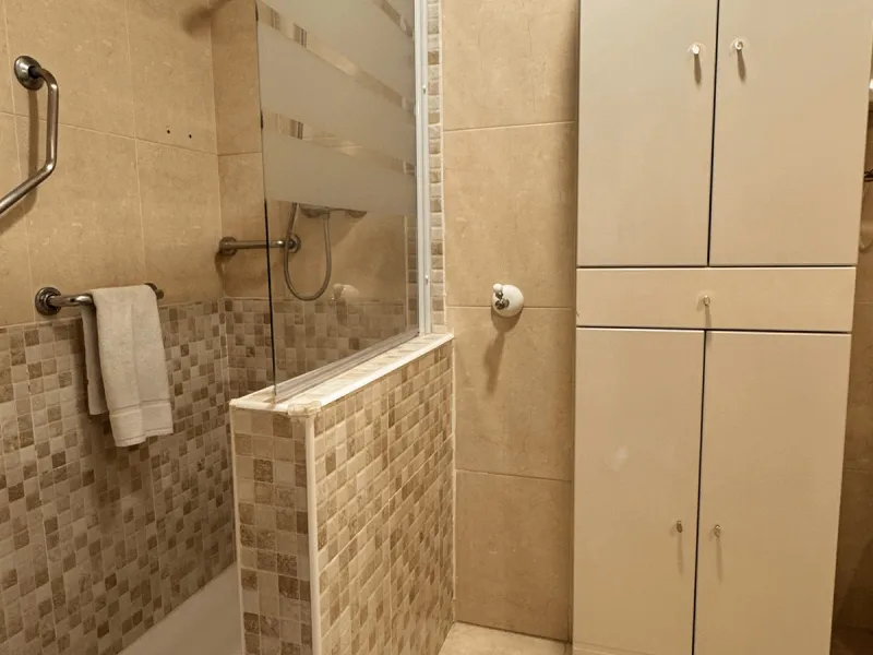 Apartment - Middle Floor Apartment в продаже в Fuengirola, Málaga. В доме 3 спален и 2 ванных комнат. Площадь дома 117 м²