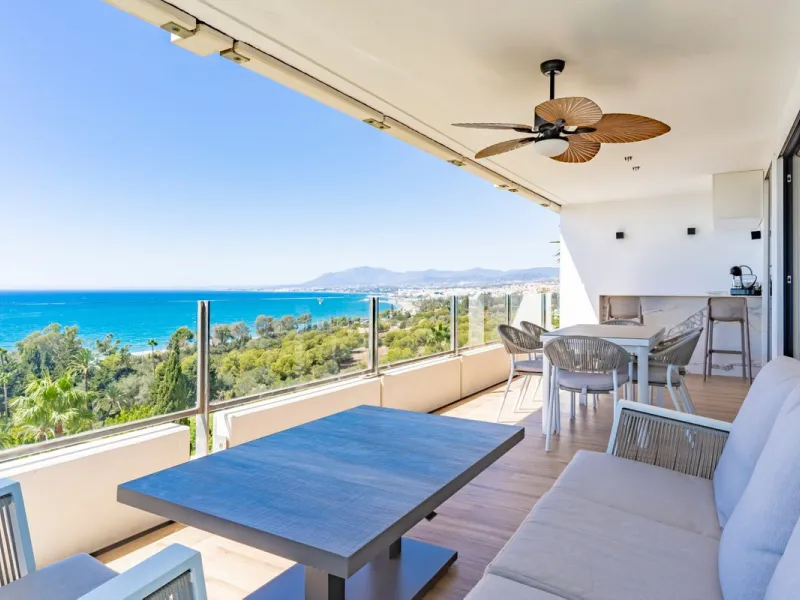 Apartment - Middle Floor Apartment в продаже в Marbella, Málaga. В доме 3 спален и 2 ванных комнат. Площадь дома 118 м²