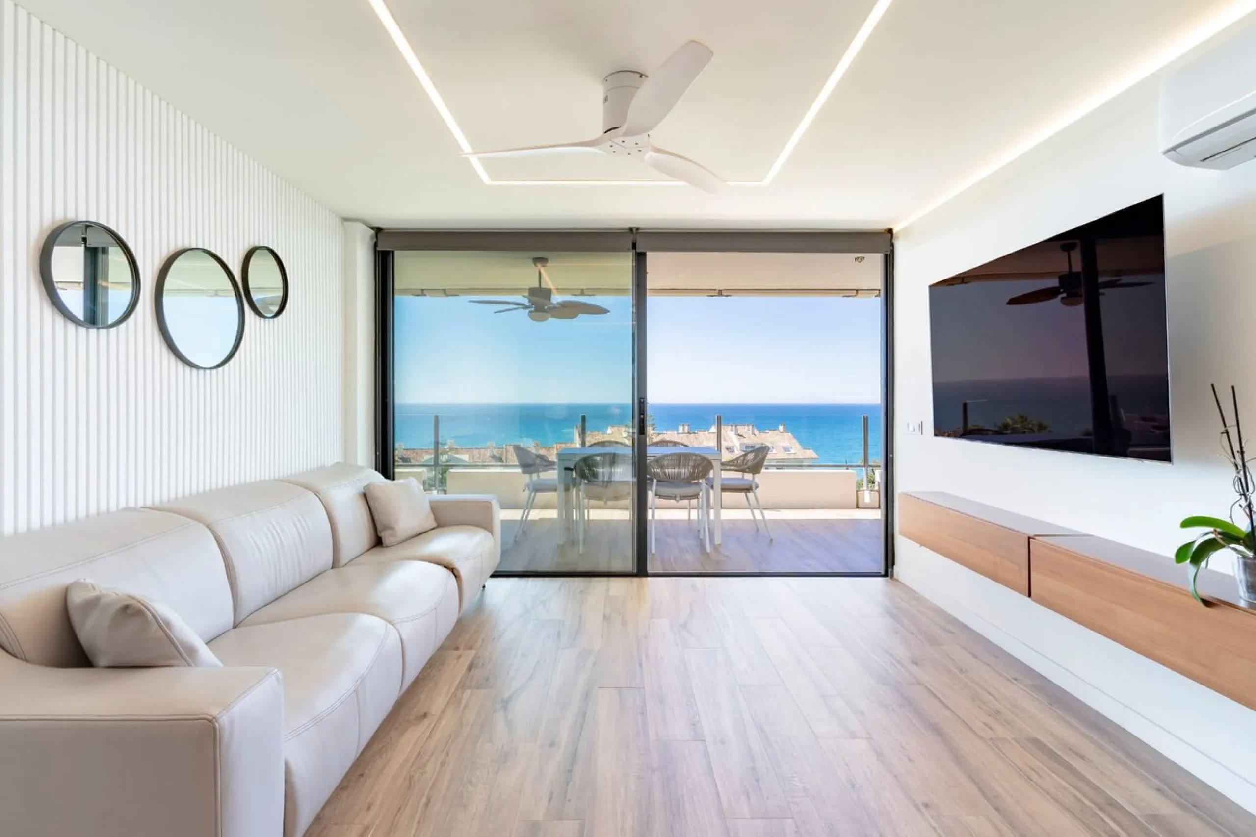 Apartment - Middle Floor Apartment в продаже в Marbella, Málaga. В доме 3 спален и 2 ванных комнат. Площадь дома 118 м²