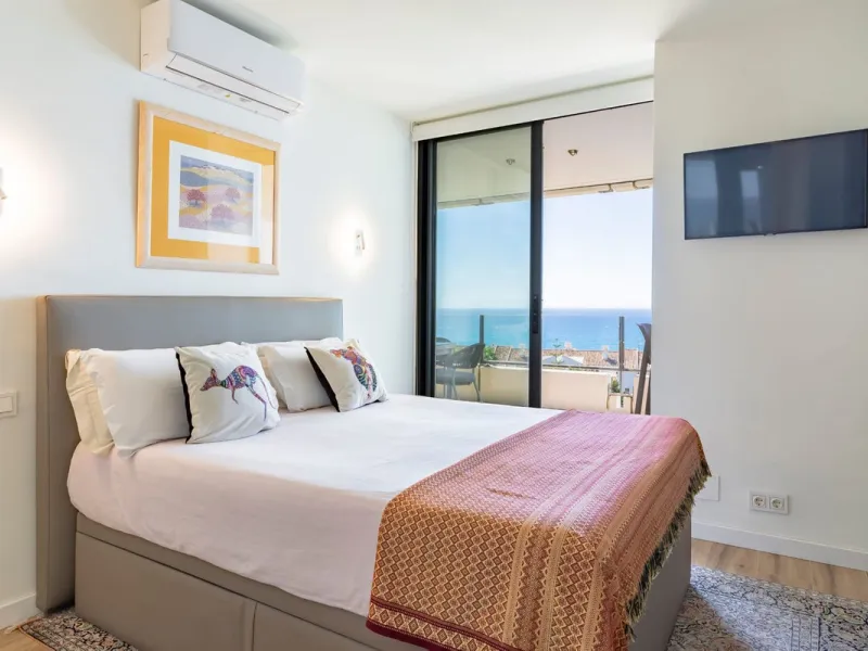 Apartment - Middle Floor Apartment в продаже в Marbella, Málaga. В доме 3 спален и 2 ванных комнат. Площадь дома 118 м²