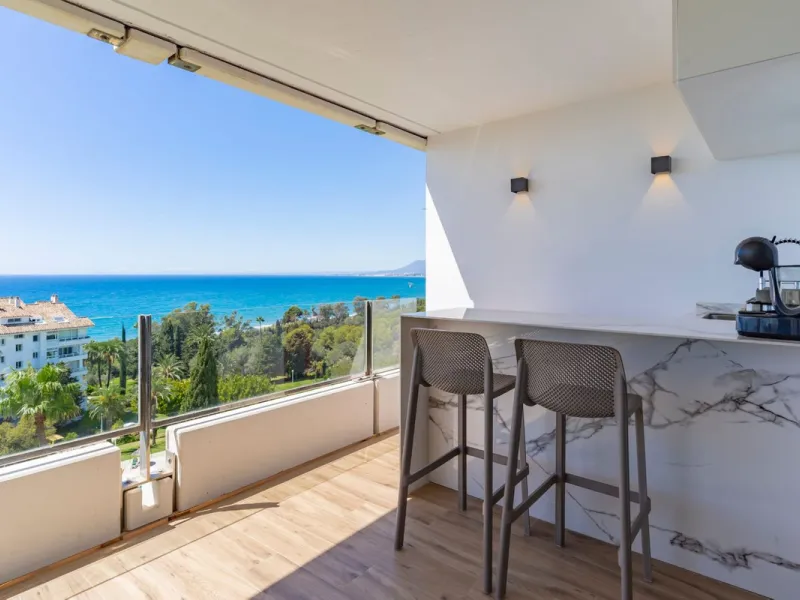 Apartment - Middle Floor Apartment в продаже в Marbella, Málaga. В доме 3 спален и 2 ванных комнат. Площадь дома 118 м²