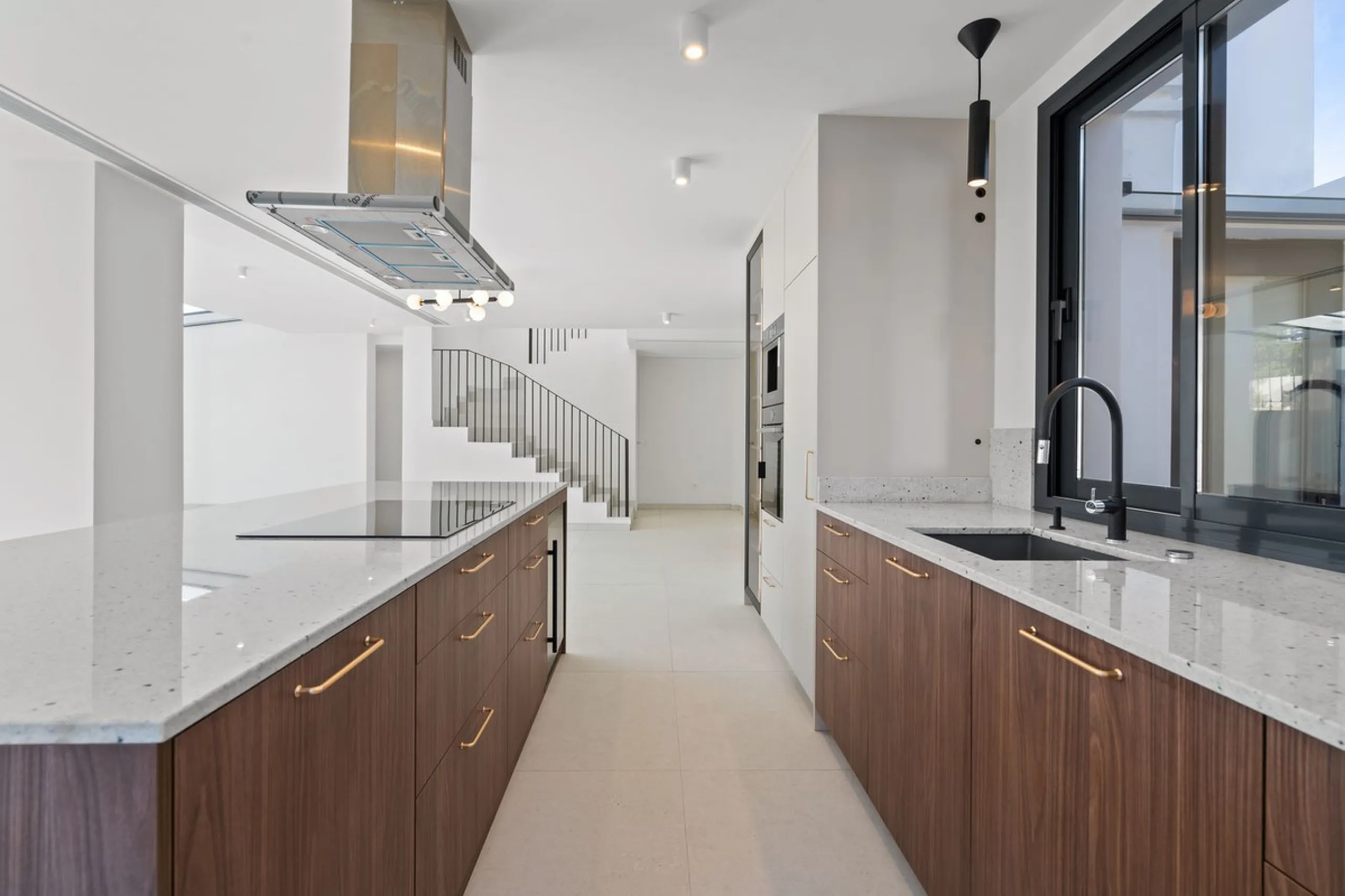Spectacular Fully Renovated Villa with Sea Views in Elviria
