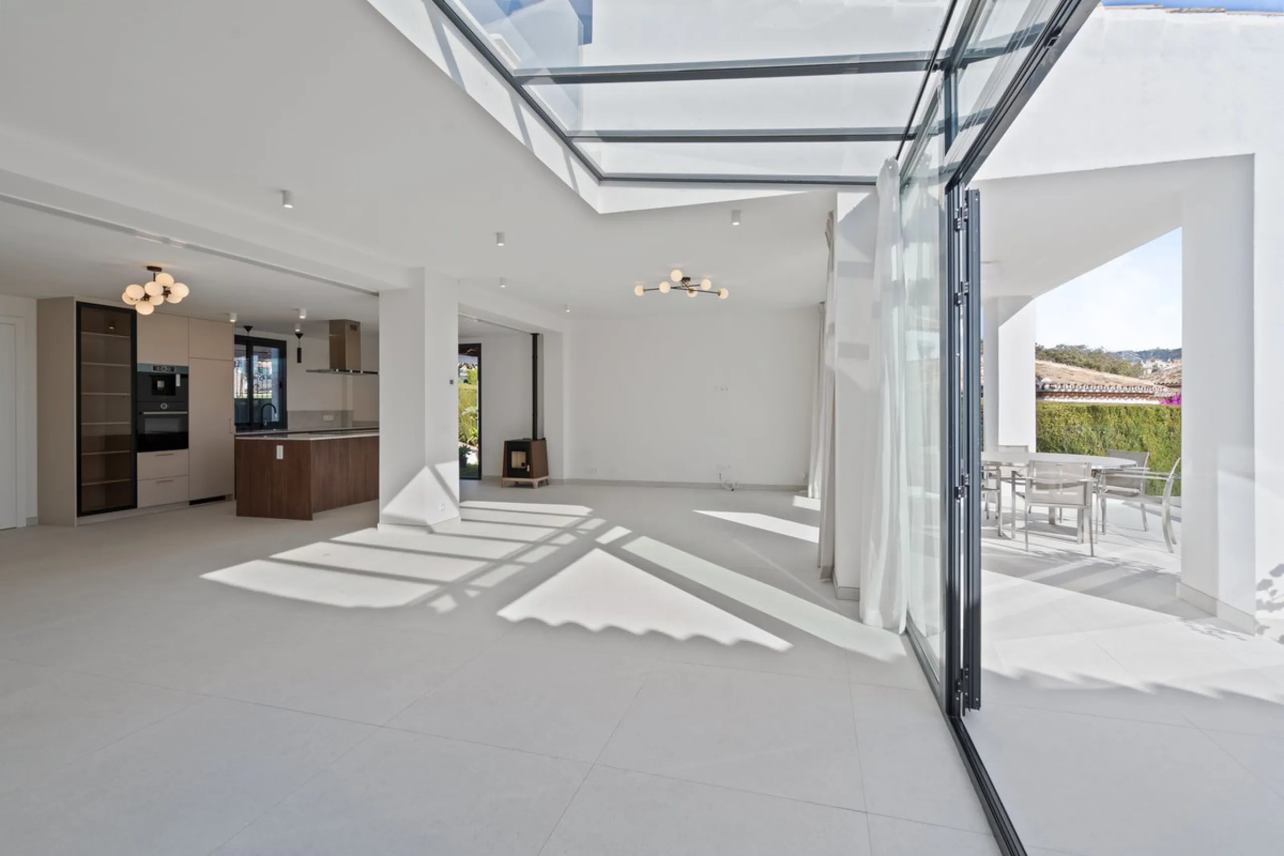 Spectacular Fully Renovated Villa with Sea Views in Elviria