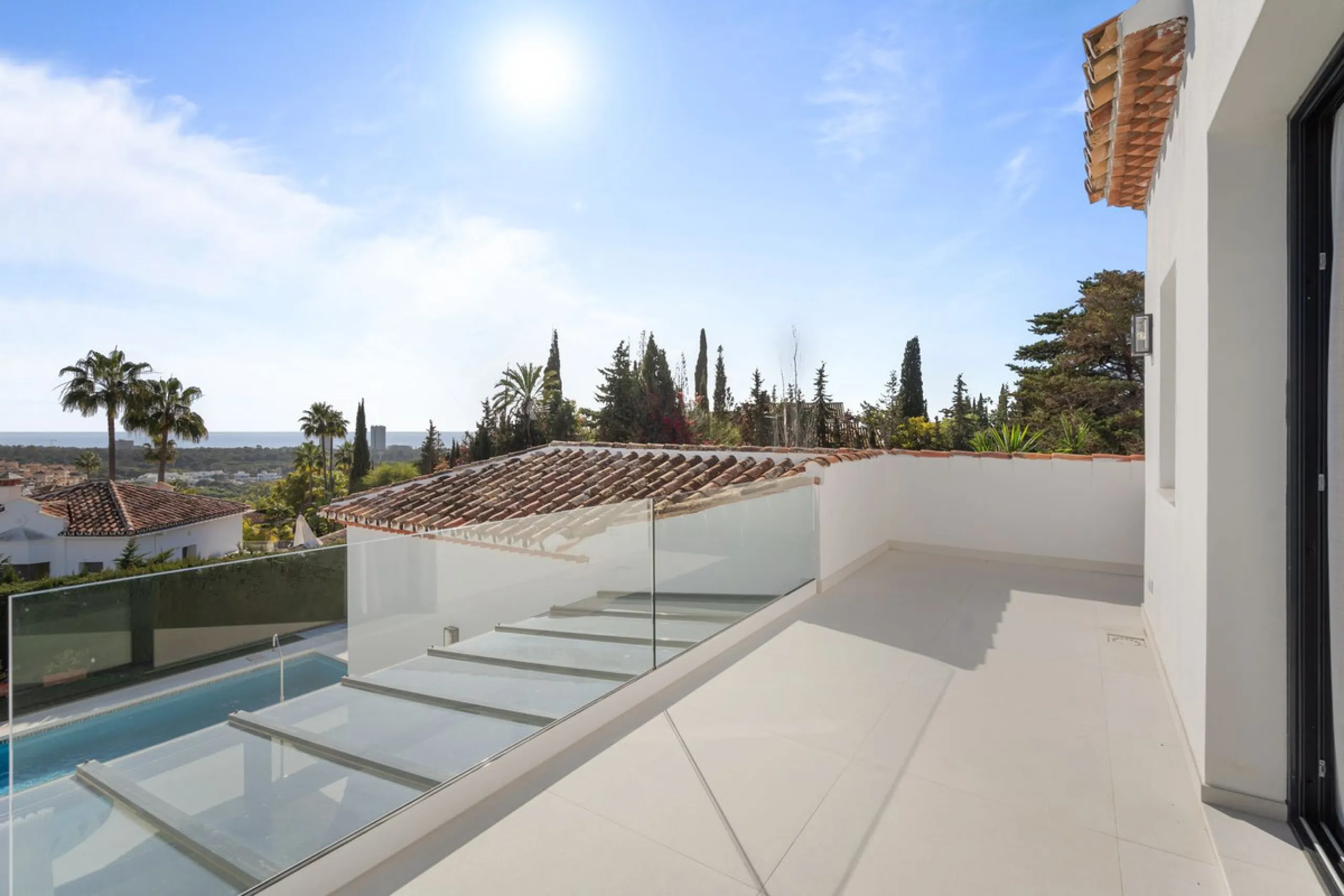 Spectacular Fully Renovated Villa with Sea Views in Elviria